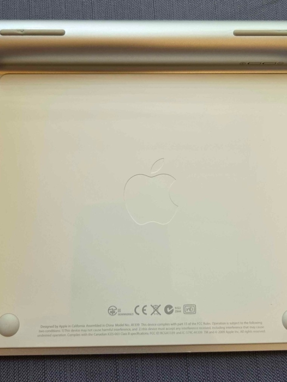 Apple Magic Trackpad - Picture 2 of 3